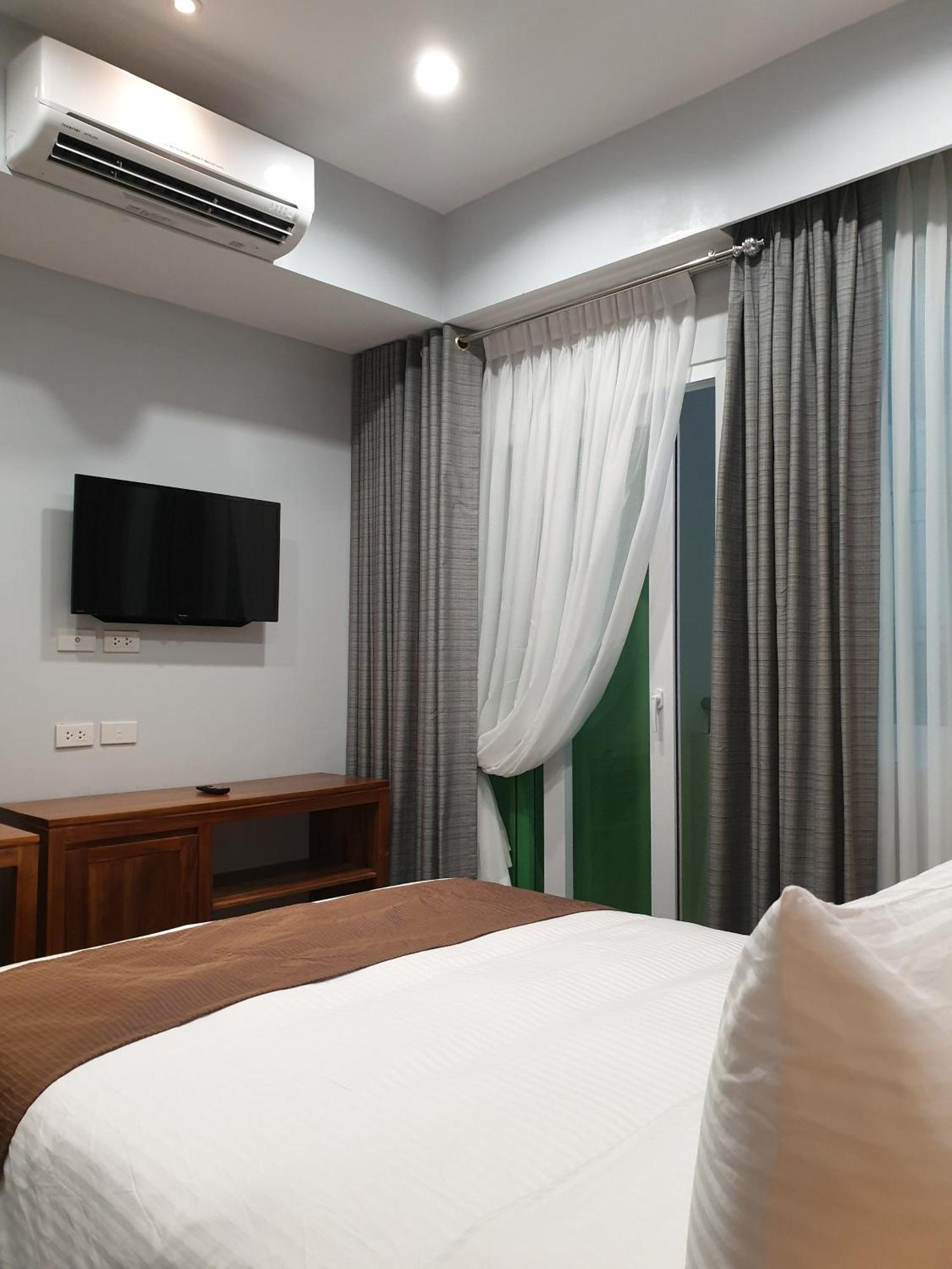 Li Mkt Makati City Ngoại thất bức ảnh