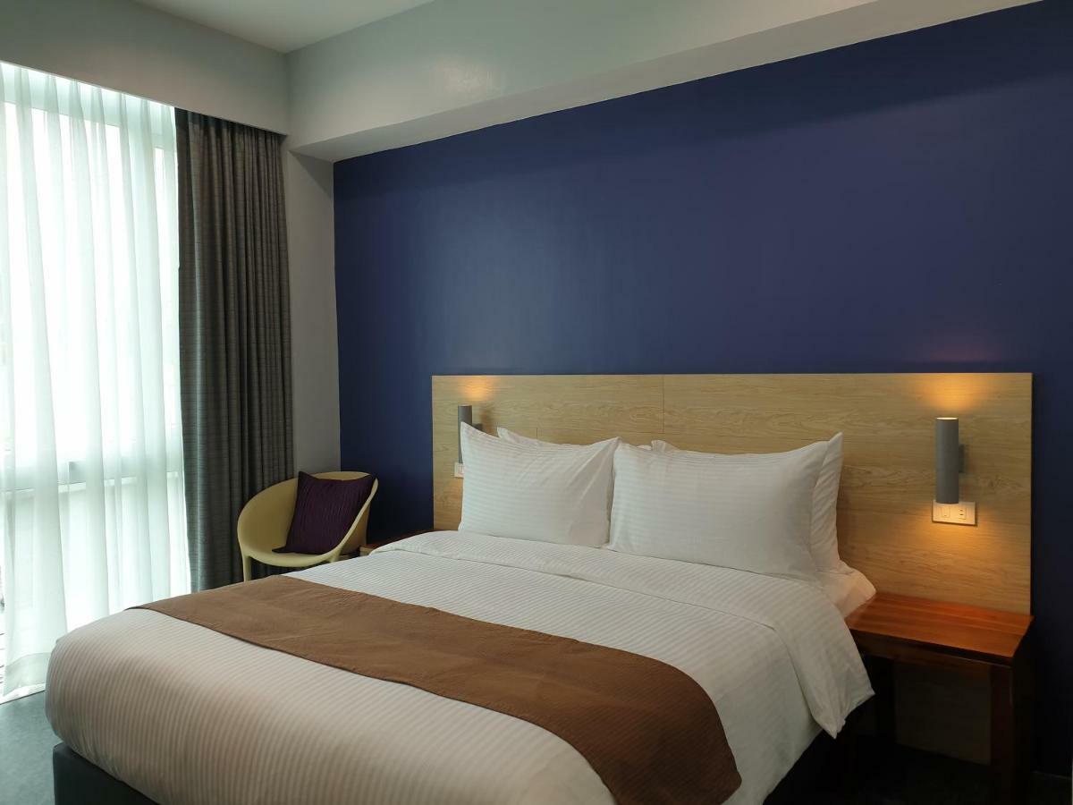 Li Mkt Makati City Ngoại thất bức ảnh